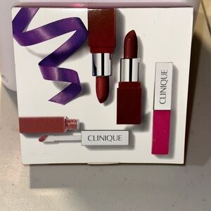 Clinique Bold Red and Vibrant Pink Lipgloss and lipstick set